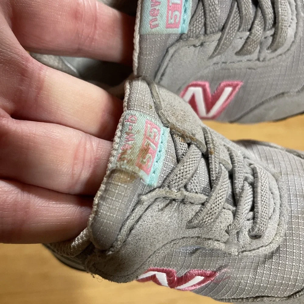 New Balances 515 No Tie Pink And Gray Suede Toddler Size 3 Sneakers